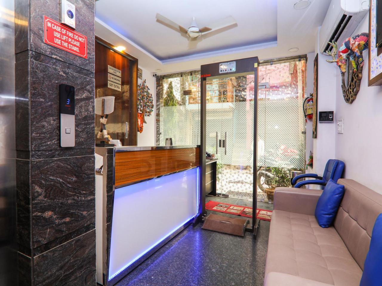 Hotel Amar International Нью-Дели Экстерьер фото